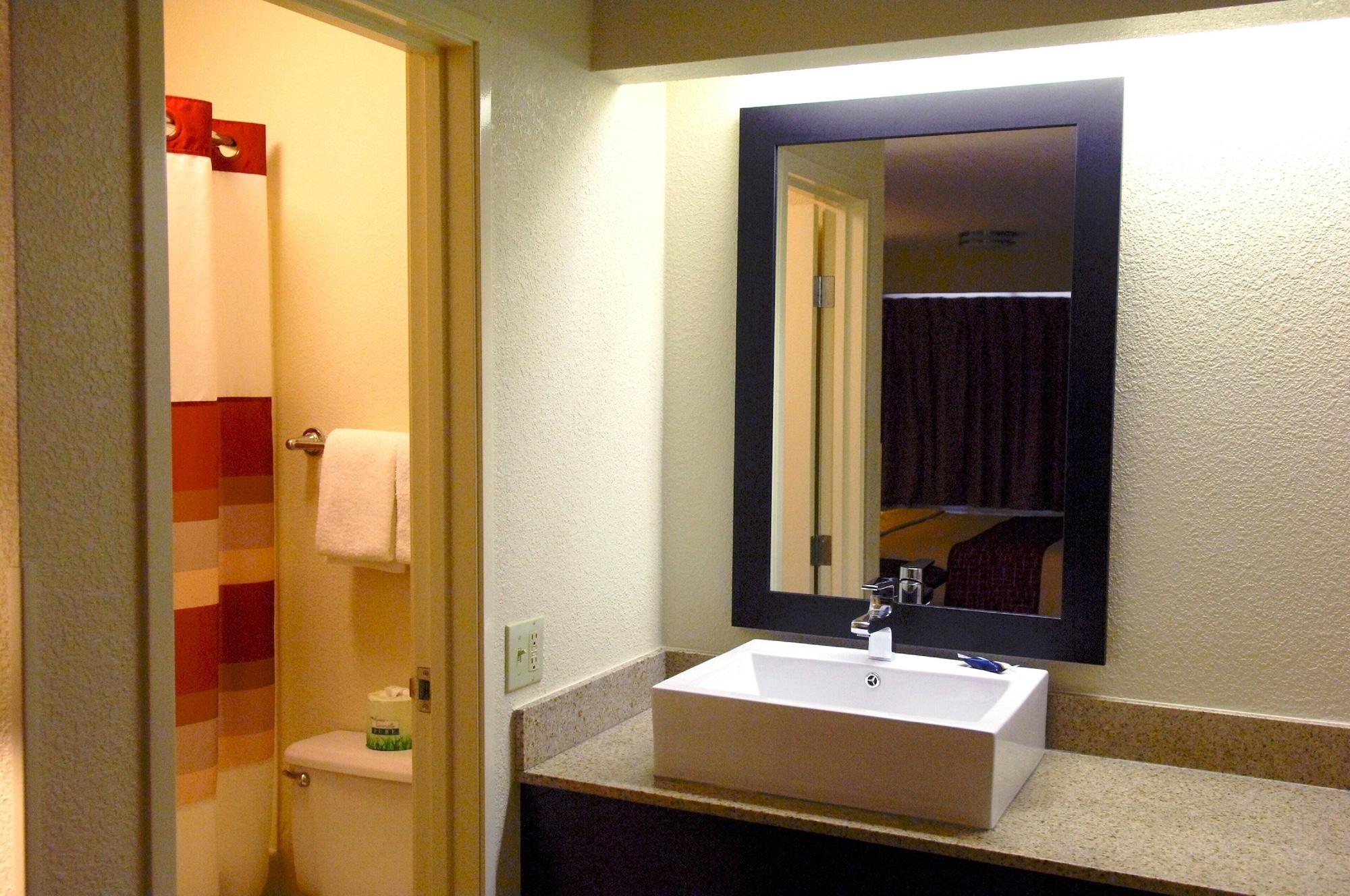 เรด รูฟ พลัส+ ฟิลาเดลเฟียแอร์พอร์ต Hotel เอสซิงตัน ภายนอก รูปภาพ